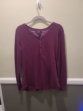 Eddie Bauer Henley Top Shirt Womens Size L Purple Long Sleeve